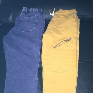 4T pants! Indicate which pair when purchasing!